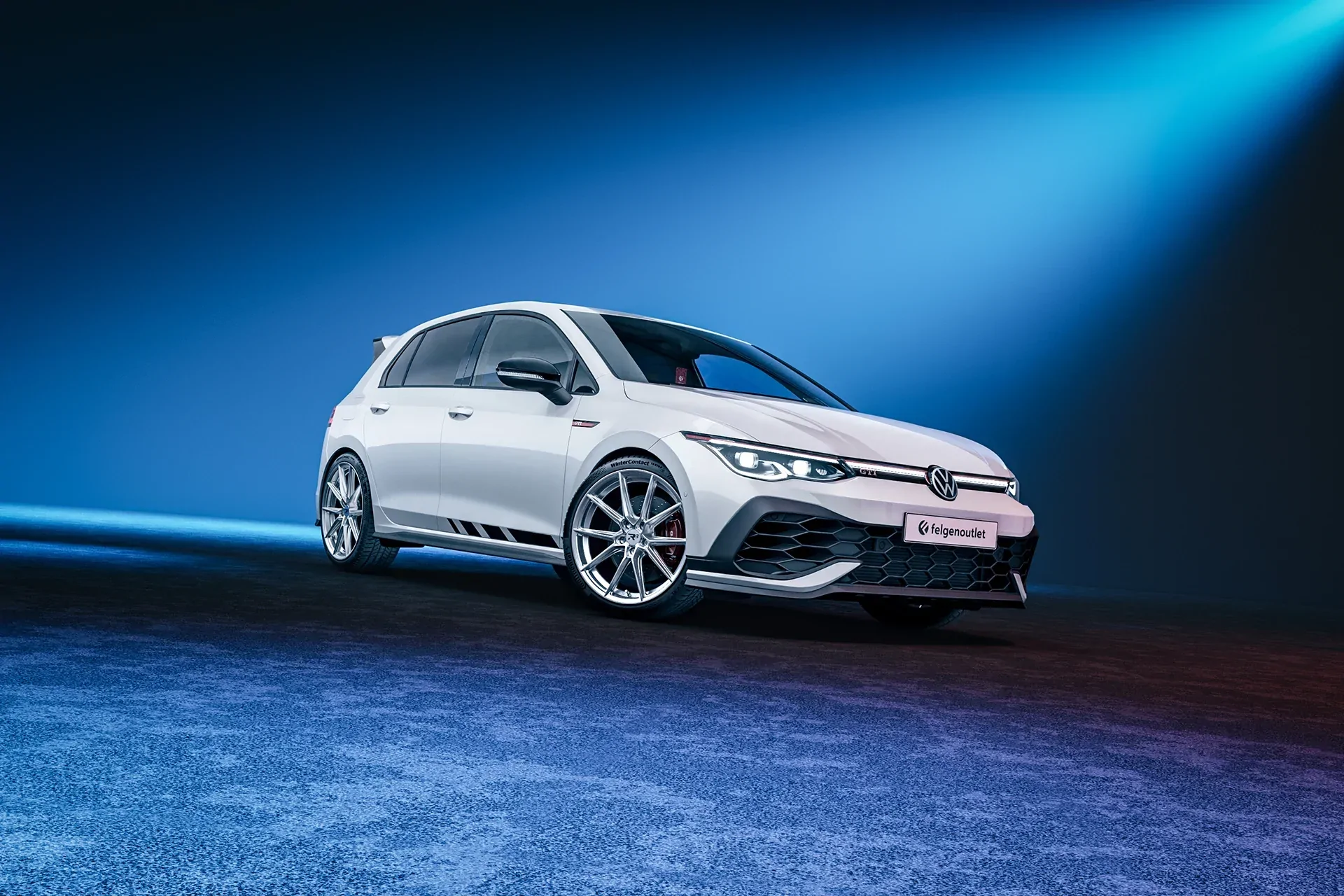 VW Golf 8 GTI Clubsport mit R³ Wheels R3H05 in hyper black silver