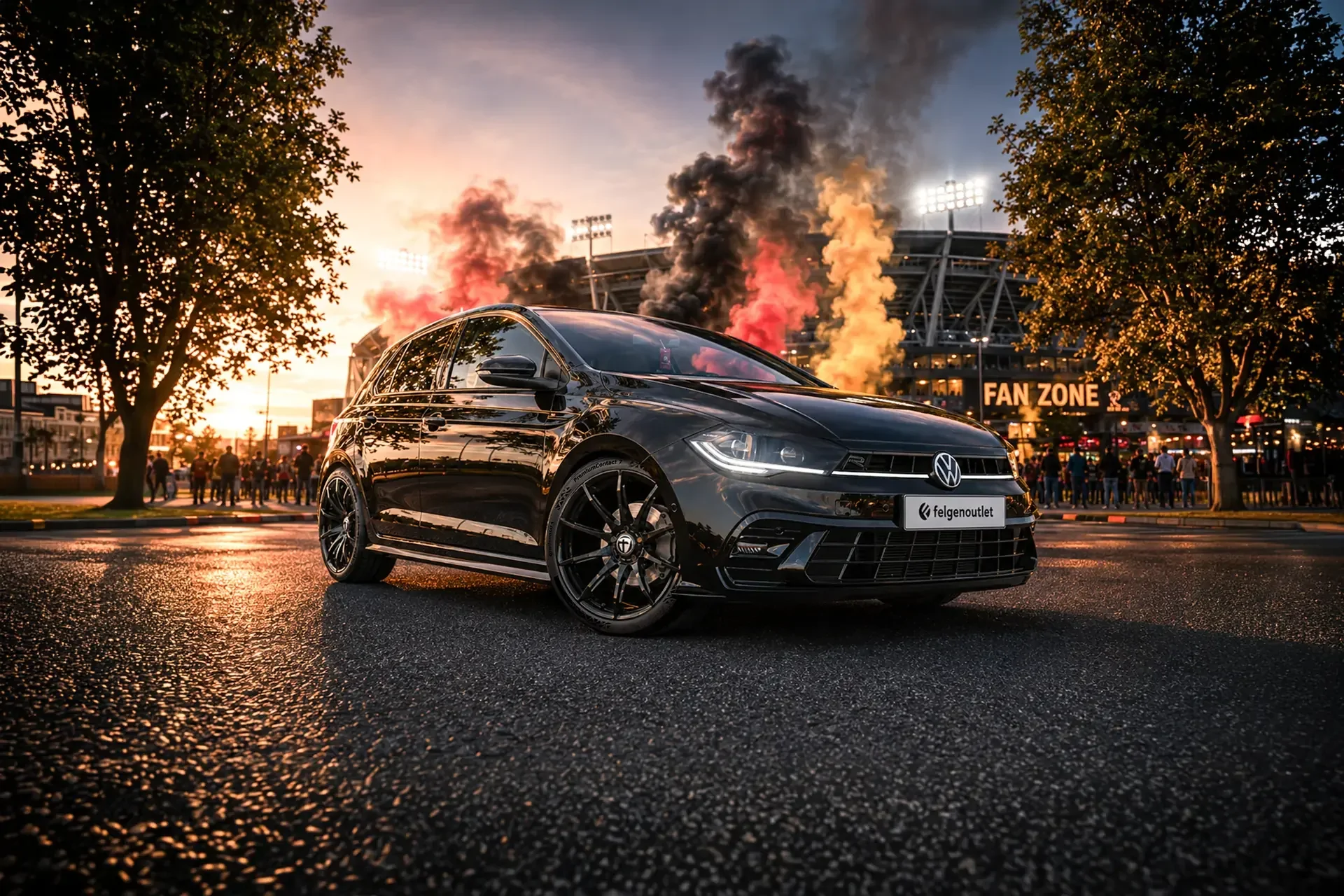 VW Polo mit Tomason TN1 black painted